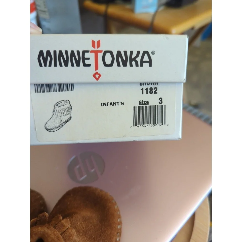Minnetonka Leather Infant Baby Brown Suede Moccasins, Style 1182 Size 3 NIB